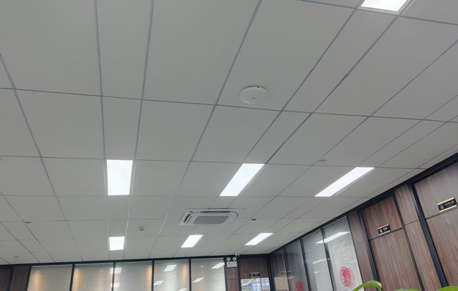 園區(qū)辦公AP系統(tǒng)整體解決方案?，易擴(kuò)展云管理、低運(yùn)維成本